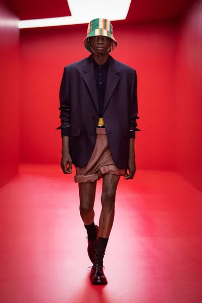 Look 39